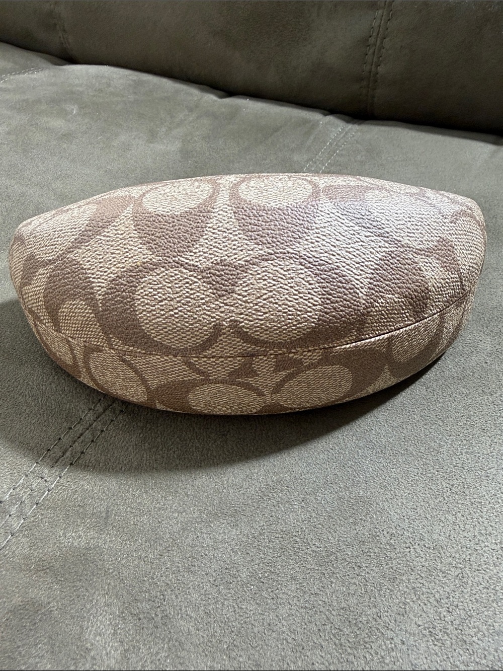 Coach Signature 'C' Eyewear Case in Beige and Tan